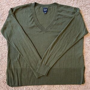 GAP Women’s Olive V-Neck Sweater
